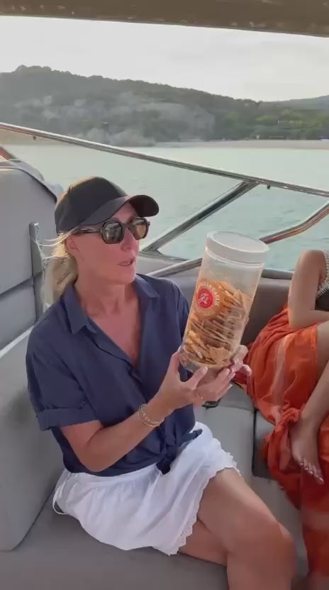 Parmesan Garlic Bagel Chips 23oz